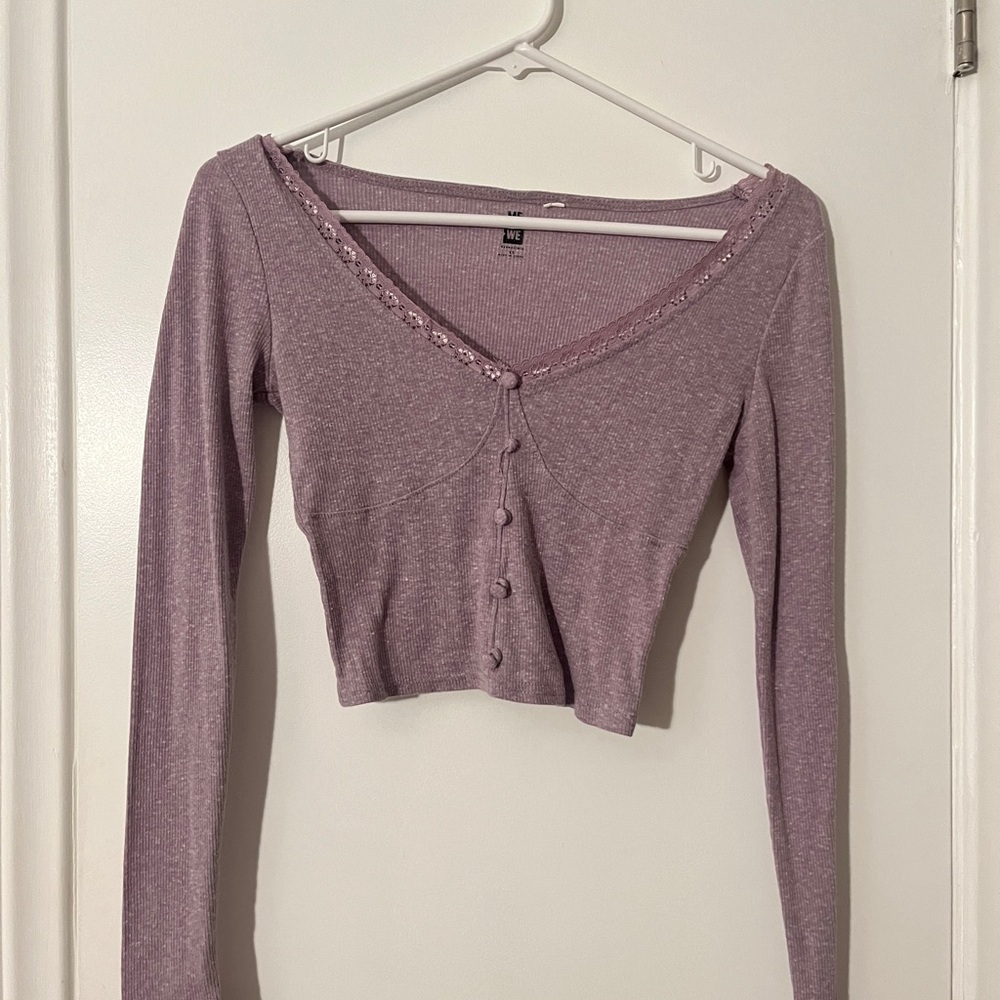 Me to We Lavender Button-Up Crop Top